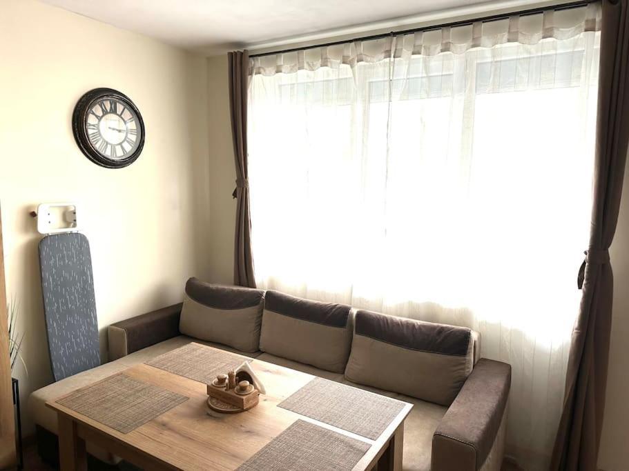 Green Park Apartment - Brand New Studio! Ruse Zewnętrze zdjęcie