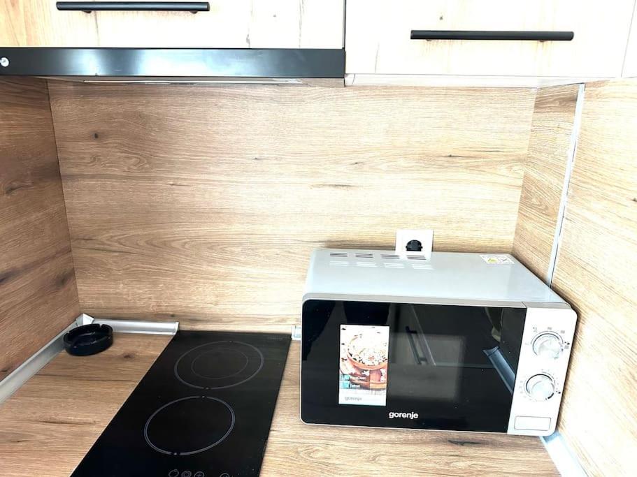 Green Park Apartment - Brand New Studio! Ruse Zewnętrze zdjęcie
