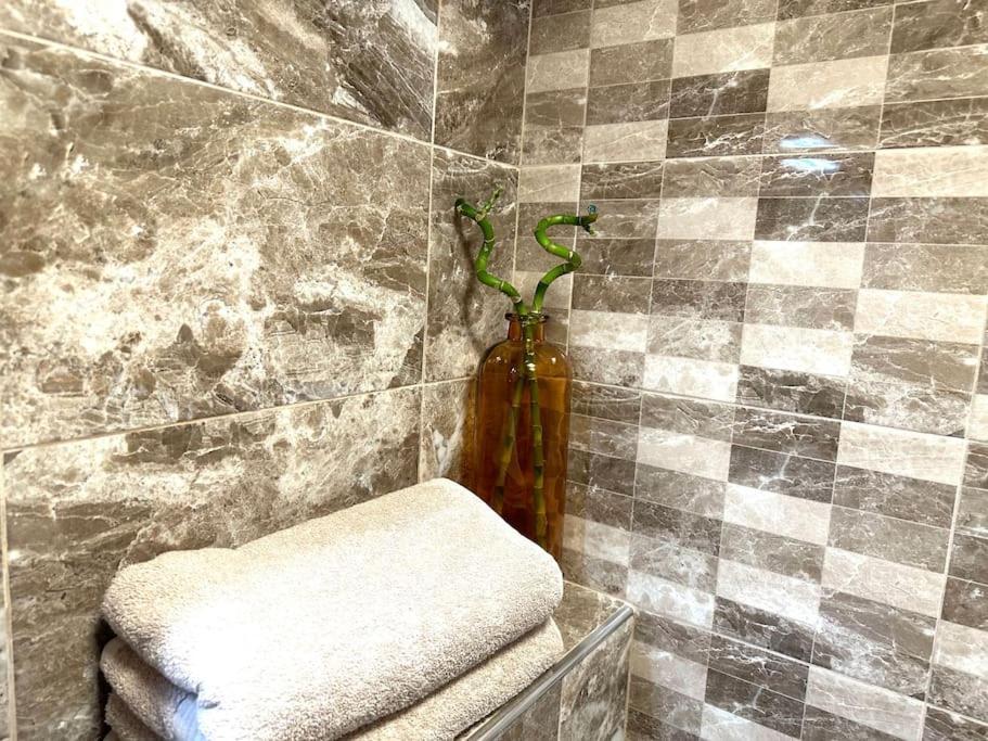 Green Park Apartment - Brand New Studio! Ruse Zewnętrze zdjęcie